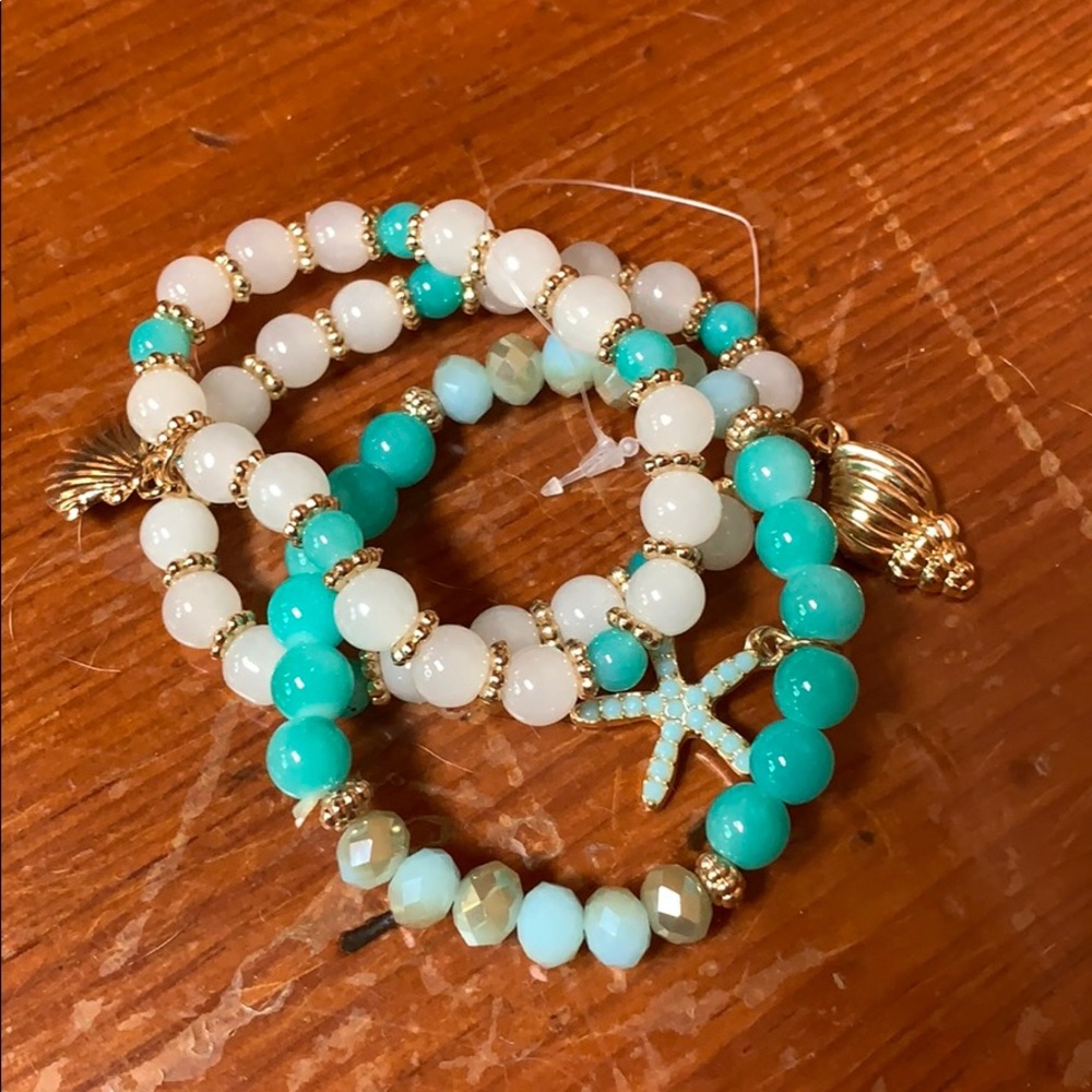 Set of 3 stretch bracelets with a beach theme 🏖